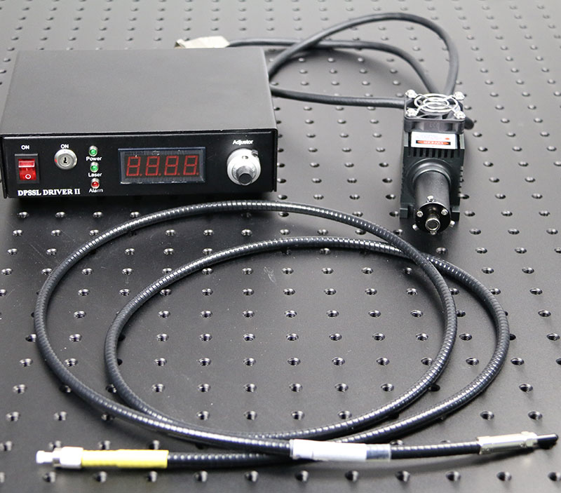 1532nm 1200mWالليزر المقترن بالألياف قوة عالية ليزر الأشعة تحت الحمراء Source